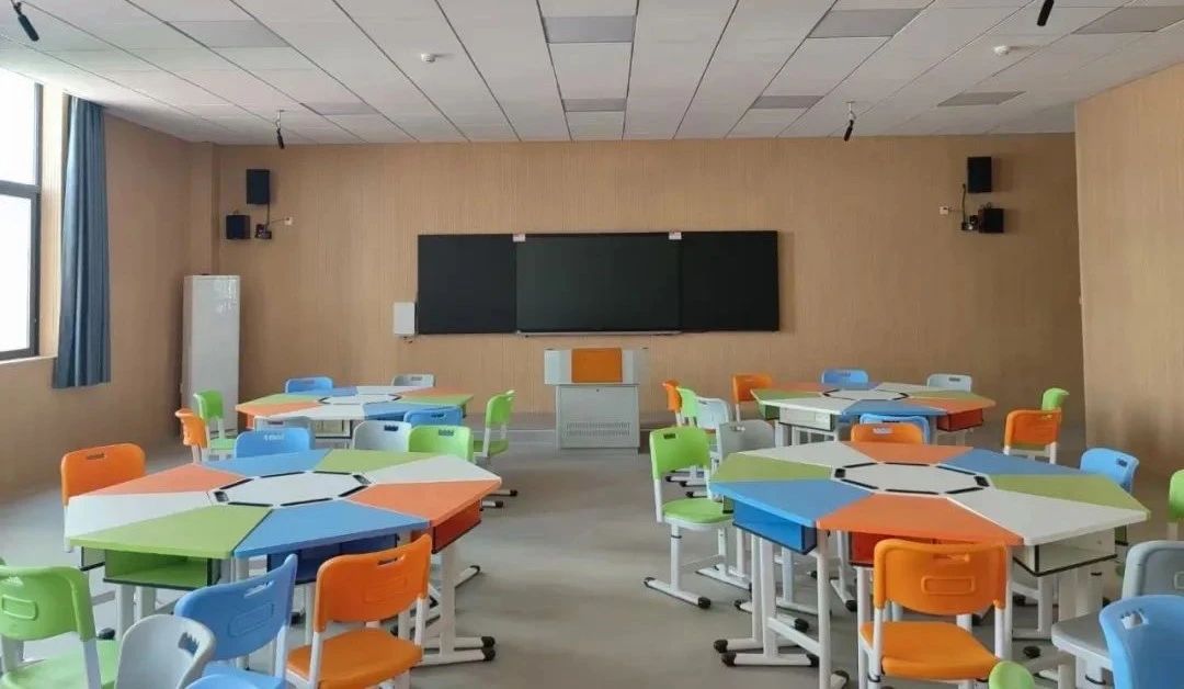 航天廣電廣播系統產品工程服務武漢市某小學！